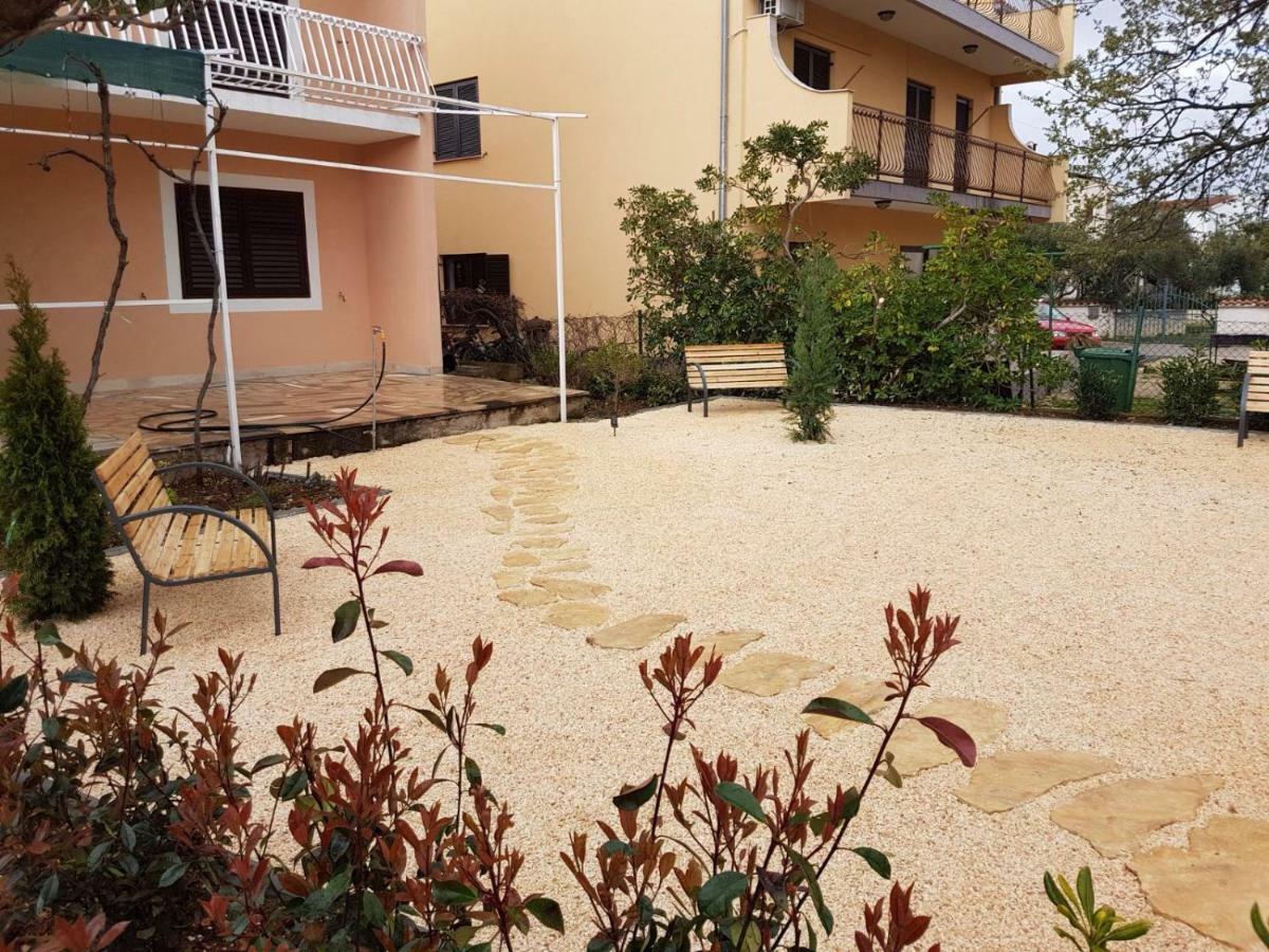 Apartments Katarina Vodice Eksteriør bilde
